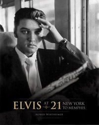 Elvis At 21 - New York To Memphis (Hardcover)